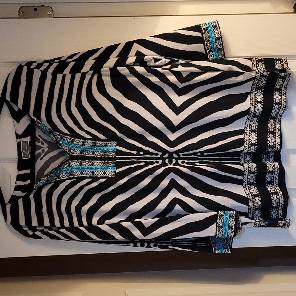 Zebra print split neck tunic